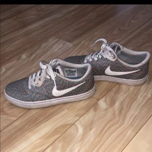 RARE Nike SB Rainbow Skate Shoes